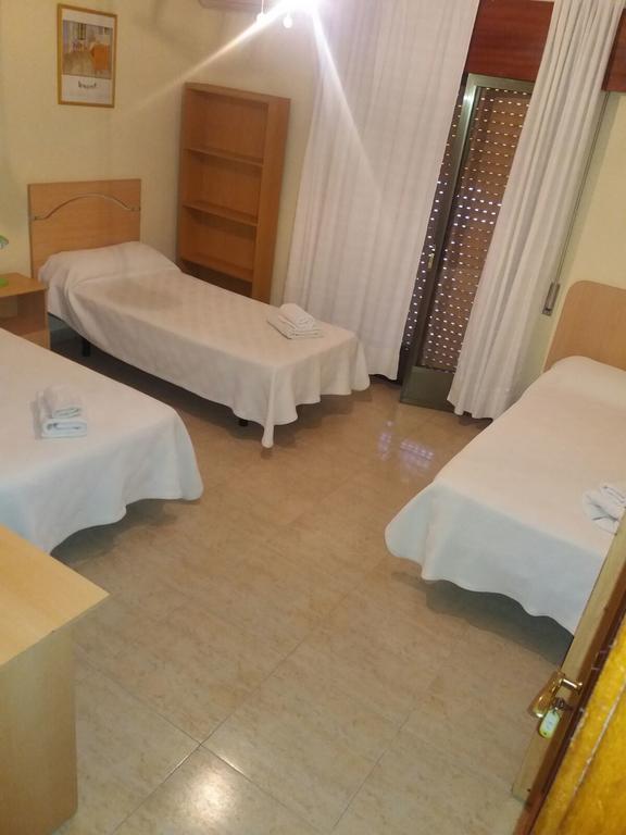 Hostal Jose Luis Brunete Exterior photo
