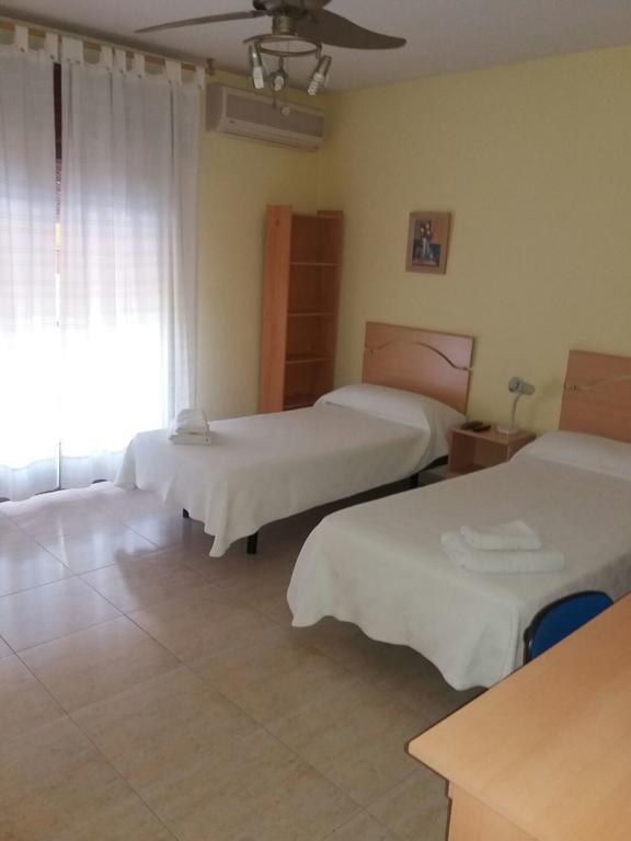 Hostal Jose Luis Brunete Exterior photo