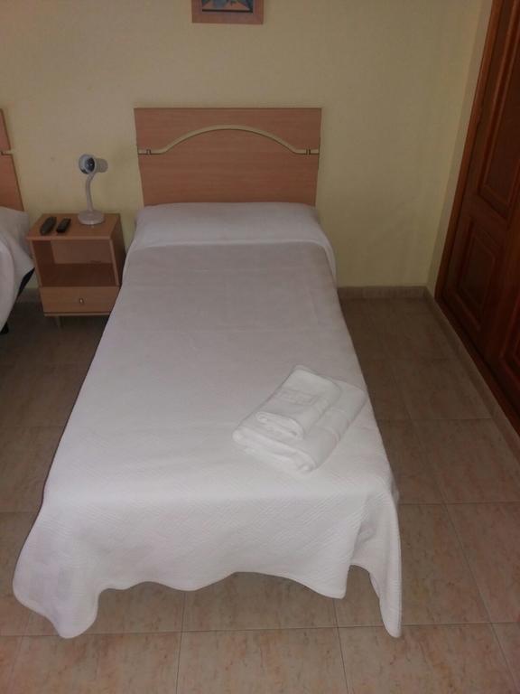 Hostal Jose Luis Brunete Exterior photo